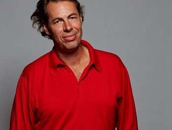 Automobiles and big data: “A world of connected cars awaits” Grégory Labrousse, working at nam.R